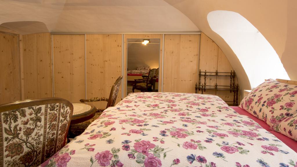 Zemianska Kuria Vachtar Hotel Kralova Lehota Cameră foto