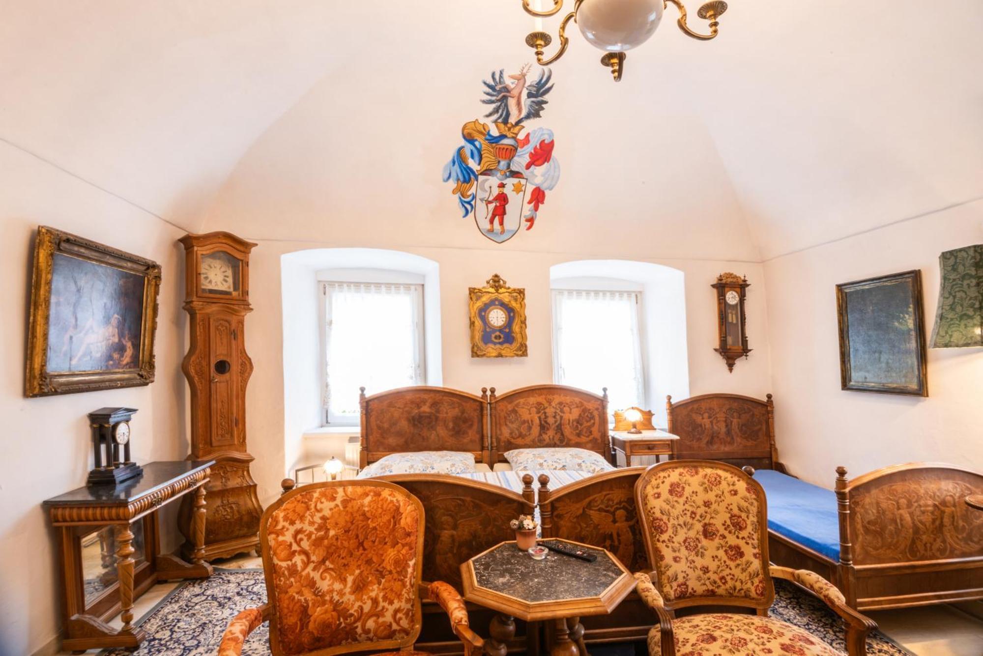 Zemianska Kuria Vachtar Hotel Kralova Lehota Exterior foto